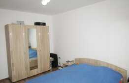 Apartament cu 2 camere, 40 mp, balcon inchis! Parcare! Zona strazii Florilor!