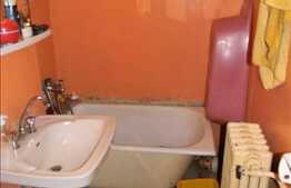 Apartament 2 camere, semidecomandat, 37 mp utili, necesita renovari