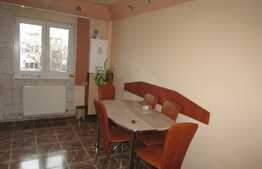 Apartament 2 camere, decomandat, 56 mp, etaj intermediar, zona strazii Lunii