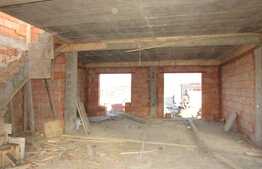 Duplex 120 mp utili, teren de la 300-500 mp.