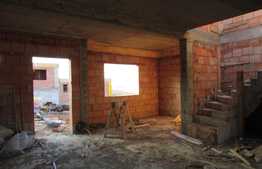 Duplex 120 mp utili, teren de la 300-500 mp.