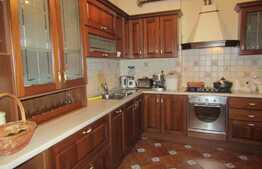 De vanzare apartament pe doua niveluri, 150 mp, zona centrala 