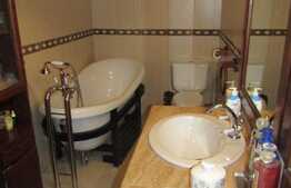 De vanzare apartament pe doua niveluri, 150 mp, zona centrala 