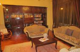 De vanzare apartament pe doua niveluri, 150 mp, zona centrala 