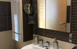 De inchiriat apartament 2 camere, 42mp, parcare, A.C., Complex Viva City