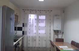 Vanzare 3 camere, 70 mp! Boxa la subsol! Zona strazii Parang!