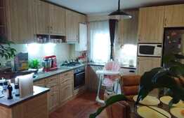 Apartament 3 camere, 75 mp, boxa, zona Podului Calvaria