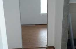 De vanzare apartament 2 camere, 57 mp, terasa 26 mp, zona strazii Calea Floresti