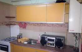 De vanzare apartament 3 camere, 82 mp, zona USAMV