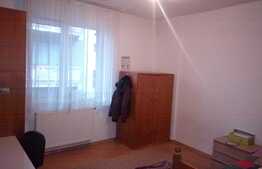 De vanzare apartament 3 camere, 82 mp, zona USAMV