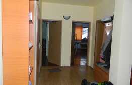 Apartament 4 camere, 100 mp, parcare, zona strazii Cometei