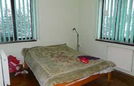 Apartament 4 camere, 100 mp, parcare, zona strazii Cometei