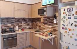 De vanzare 3 camere, 46 mp, garaj, zona Auchan