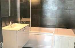 Apartament 3 camere, 77 mp, terasa 55 mp, parcare, zona strazii Alverna