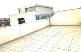 Apartament 3 camere, 77 mp, terasa 55 mp, parcare, zona strazii Alverna