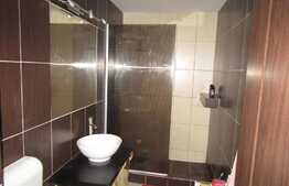 Garsoniera de vanzare de 42.8 mp, parcare cu CF! Zona strazii Florilor!