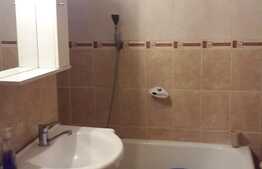 De vanzare apartament cu 3 camere, 71 mp, zona Iulius Mall