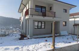 Casa individuala, 120 mp, teren aferent 250 mp, zona de case/vile