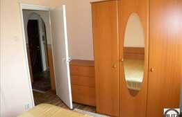 Inchiriere apartament decomandat cu 3 camere, 74 mp, loc de parcare