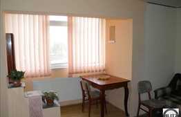 Inchiriere apartament decomandat cu 3 camere, 74 mp, loc de parcare