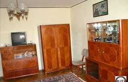 Inchiriere apartament decomandat cu 3 camere, 74 mp, loc de parcare