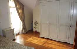 Casa individuala 226 mp utili, teren de 375 mp, front stradal, zona linistita