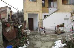 Casa insiruita 38 mp utili, teren de 51,6 mp, zona centrala