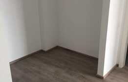 Apartament 2 camere, 53 mp, decomandat, garaj, zona Grand Hotel Italia