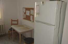 Apartament 4 camere, decomandate, 90 mp, garaj, zona Piata Cipariu