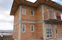 Vanzare casa individuala, 127,8 mp utili, 484 mp teren, zona linistita