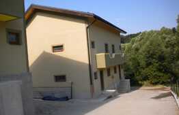 Duplex 200 mp utili, teren de 200 mp, front 20 ml, zona linistita