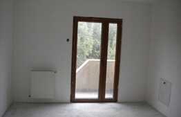 Duplex 200 mp utili, teren de 300 mp, front 20 ml, zona linistita