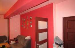 De vanzare 2 camere, 40 mp, balcon inchis! Zona strazii Florilor!