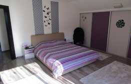 De vanzare 3 camere, 120 mp,terasa 40mp, imobil de tip vila, zona strazii Gruia