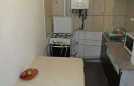 De vanzare 2 camere, 48 mp, imobil de tip casa, zona Kaufland