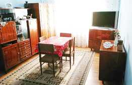 Apartament 4 camere, 82 mp, decomandat, boxa, zona strazii Calea Floresti