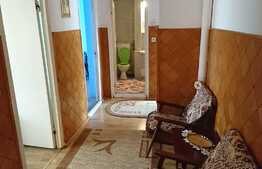 Apartament 4 camere, 82 mp, decomandat, boxa, zona strazii Calea Floresti