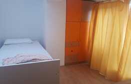 Apartament cu 3 camere, 60 mp! Zona strazii Eroilor!
