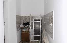 De inchiriat 2 camere, 90 mp, zona Sora Shopping Center 