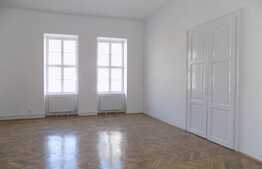 De inchiriat 2 camere, 90 mp, zona Sora Shopping Center 