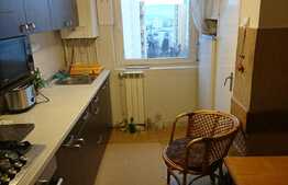 Apartament 3 camere, 65.5 mp, decomandat, garaj, boxa, zona Profi
