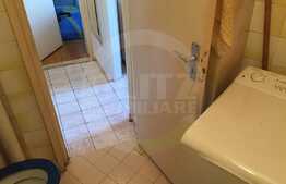 Garsoniera decomandata, 26 mp, etaj intermediar, zona strazii Fantanele