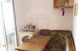 Garsoniera decomandata, 26 mp, etaj intermediar, zona strazii Fantanele