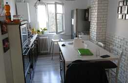 De vanzare apartament 3 camere, 65.01 mp, boxa, zona Big