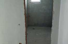 Apartament 4 camere, 83 mp, etaj intermediar, zona Vivo