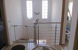 Duplex de 109 mp utili, teren de 60 mp, LA CHEIE! Zona Tauti!