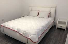 Apartament 3 camere, 60 mp, etaj intermediare, zona VIVO!