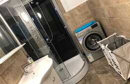 Apartament 3 camere, 60 mp, etaj intermediare, zona VIVO!