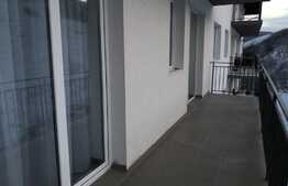 Apartament 3 camere, 60 mp, etaj intermediare, zona VIVO!