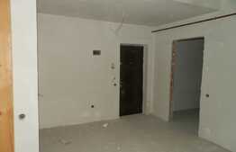 De vanzare 2 camere, 55 mp, semifinisat! Zona strazii Florilor!